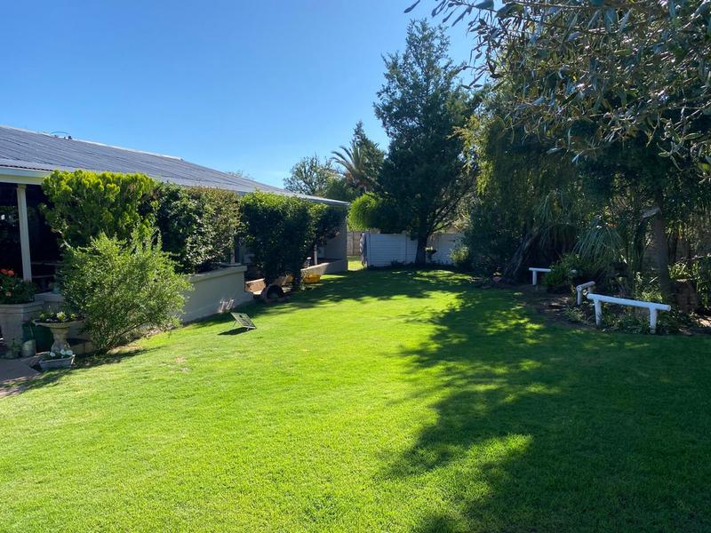 4 Bedroom Property for Sale in Bergsig Eastern Cape